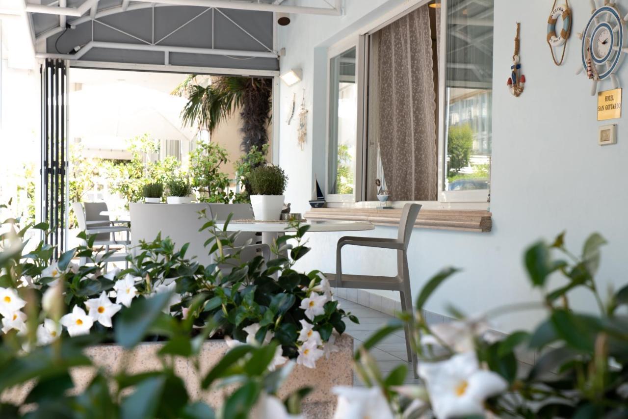 Hotel San Gottardo Riccione Buitenkant foto