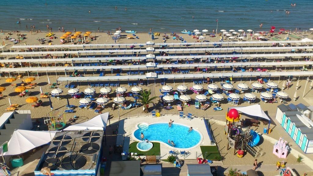 Hotel San Gottardo Riccione Buitenkant foto